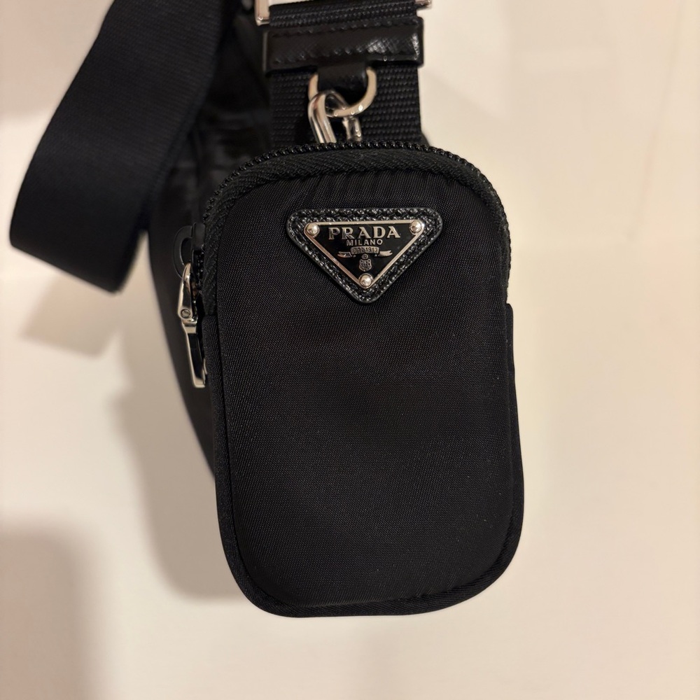 Prada Re-Nylon shoulder bag in Black - Picture 11 of 14